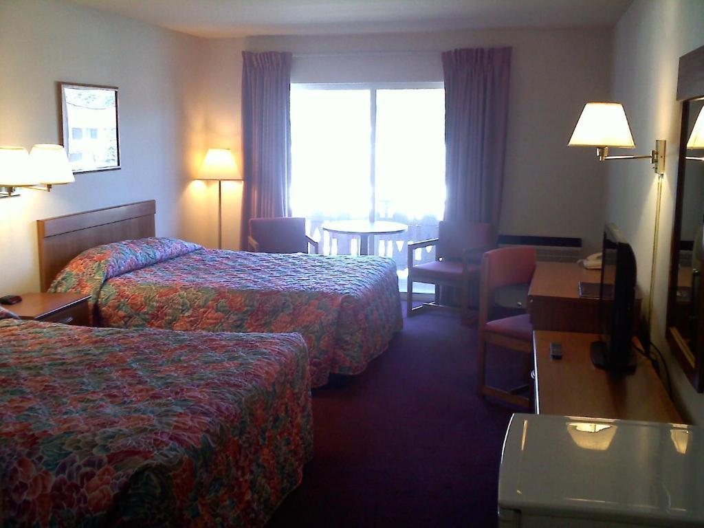Carriage House Motor Inn Lake Placid Phòng bức ảnh